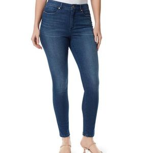 Anne Klein mid rise skinny jeans